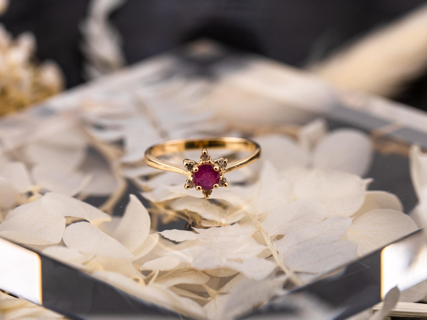 Vintage Ruby and diamond ring 10k solid gold