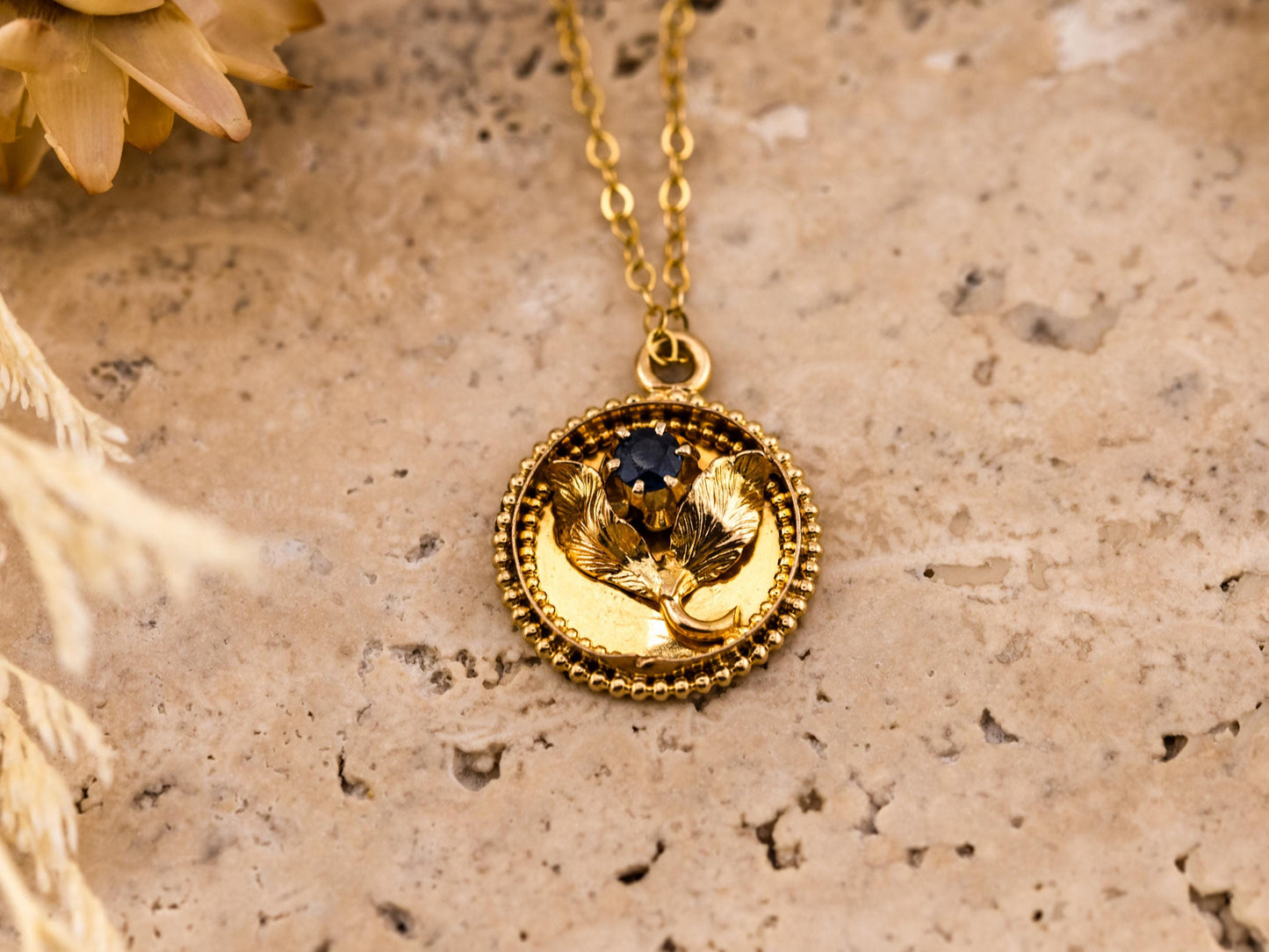 Vintage sapphire necklace pendant 14k solid gold