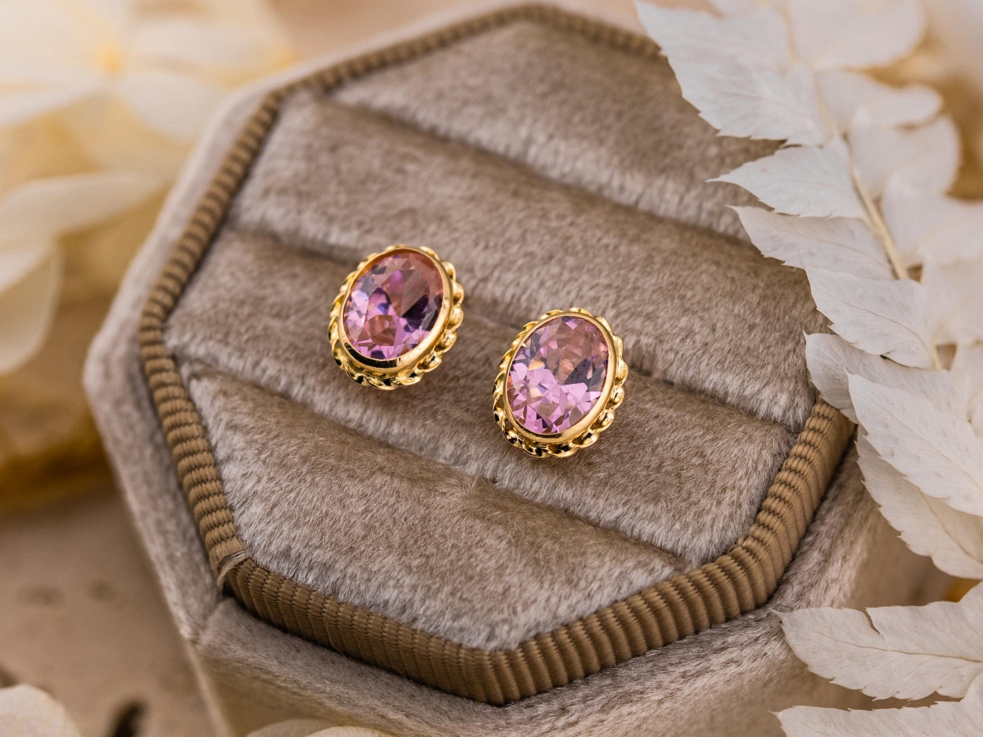 Vintage earrings 14k Yellow Gold Pink Oval Crystal Stud Earrings Bezel Set