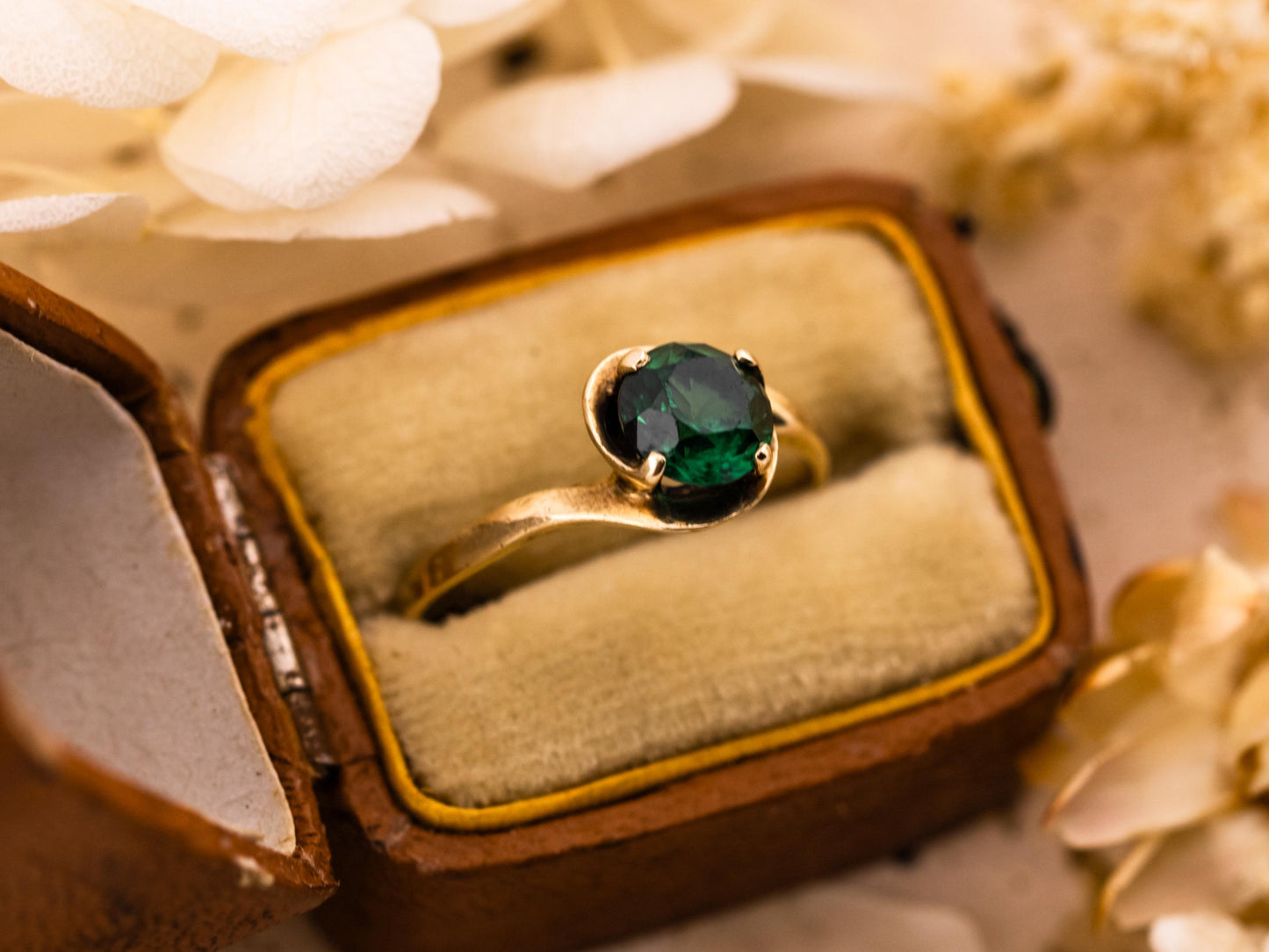 Vintage emerald ring 14k solid yellow gold round cut emerald solitaire ring