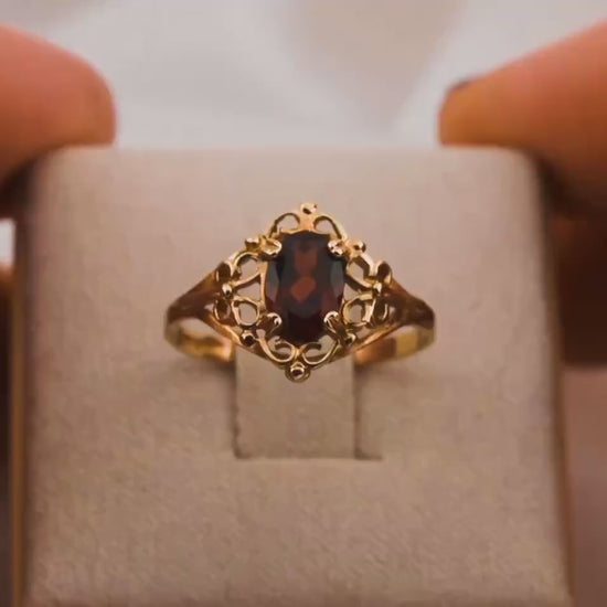 Vintage garnet ring filigree art deco ring solid yellow gold