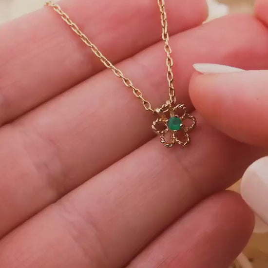 Vintage Emerald Necklace Flower Pendant 14k Gold Filled